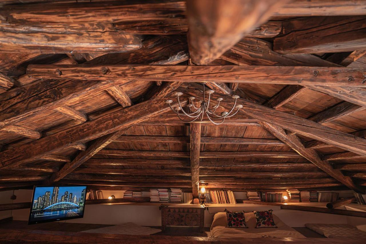 The 1813 Painter'S Villa By Neuvel Galaxidi Екстер'єр фото